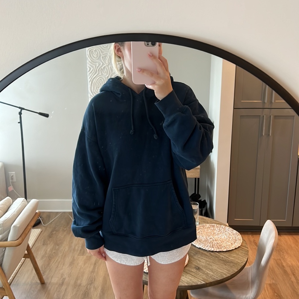 Aritzia TNA Cozy Af fleece size 2